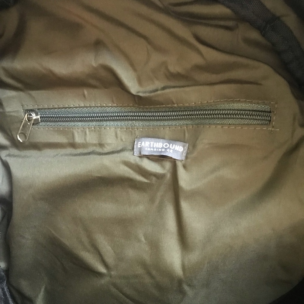 Back pack - Picture 5 of 5